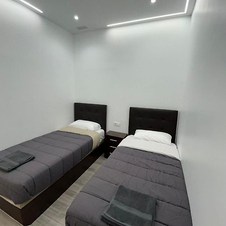 Luxury Sweet Home El Prat de Llobregat Bagian luar foto